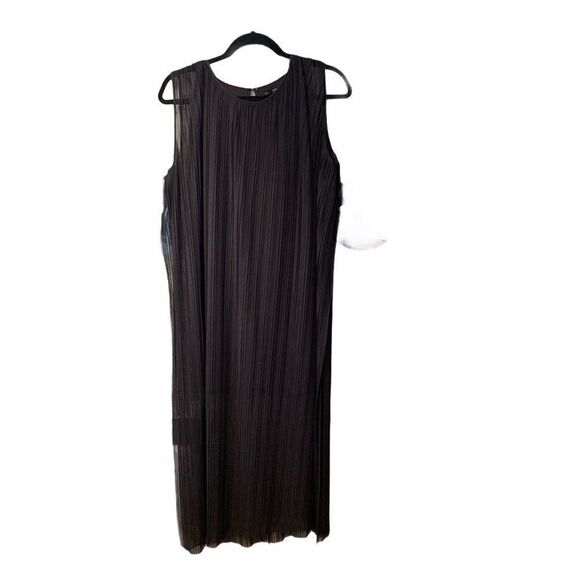 Zara basic collection pleated dress with slits - Picture 1 of 10